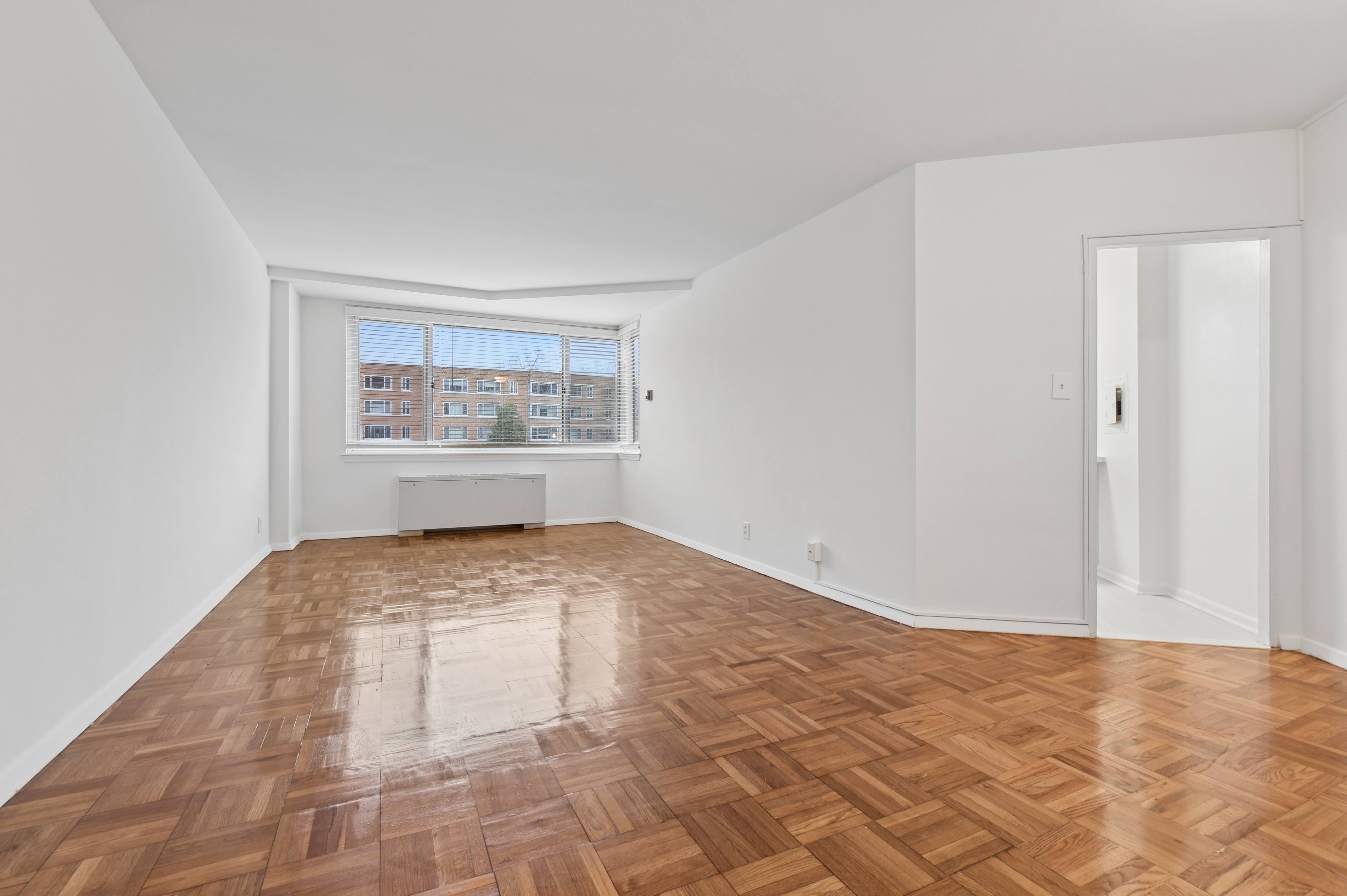 1br_I living